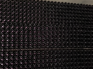 Champagne Jacques SONNETTE - Bouteilles tass�es dans nos caves